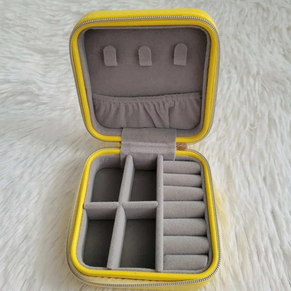 Looney Toons Tweety Bird Jewelry Storage Box